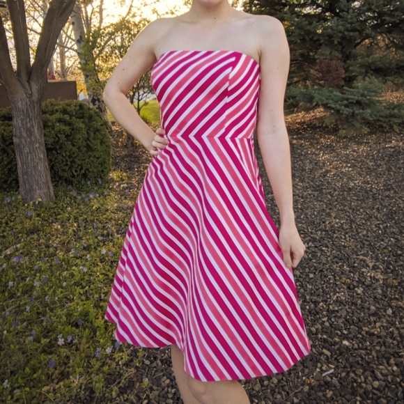 Ann Taylor Strapless Striped Dress, Size 6 - Picture 16 of 16